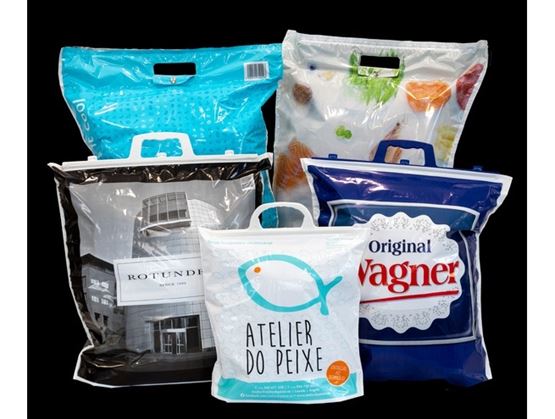 Assortment of custom insulated bags for brands