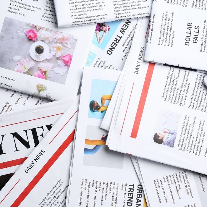 des journaux empilés